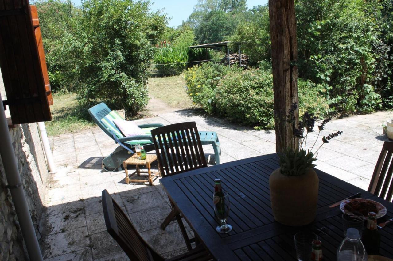 Grand gîte de campagne capacité jusqu'à 10 personnes Chantenay-Saint-Imbert Esterno foto